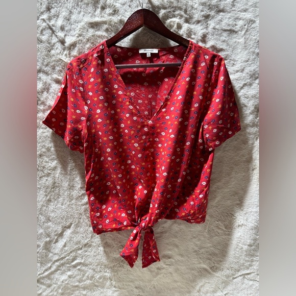 Madewell Novel Tie-Front Top in Red Prairie Posies Floral print Medium - Picture 7 of 13